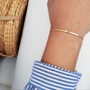Curved bar gold plated armband